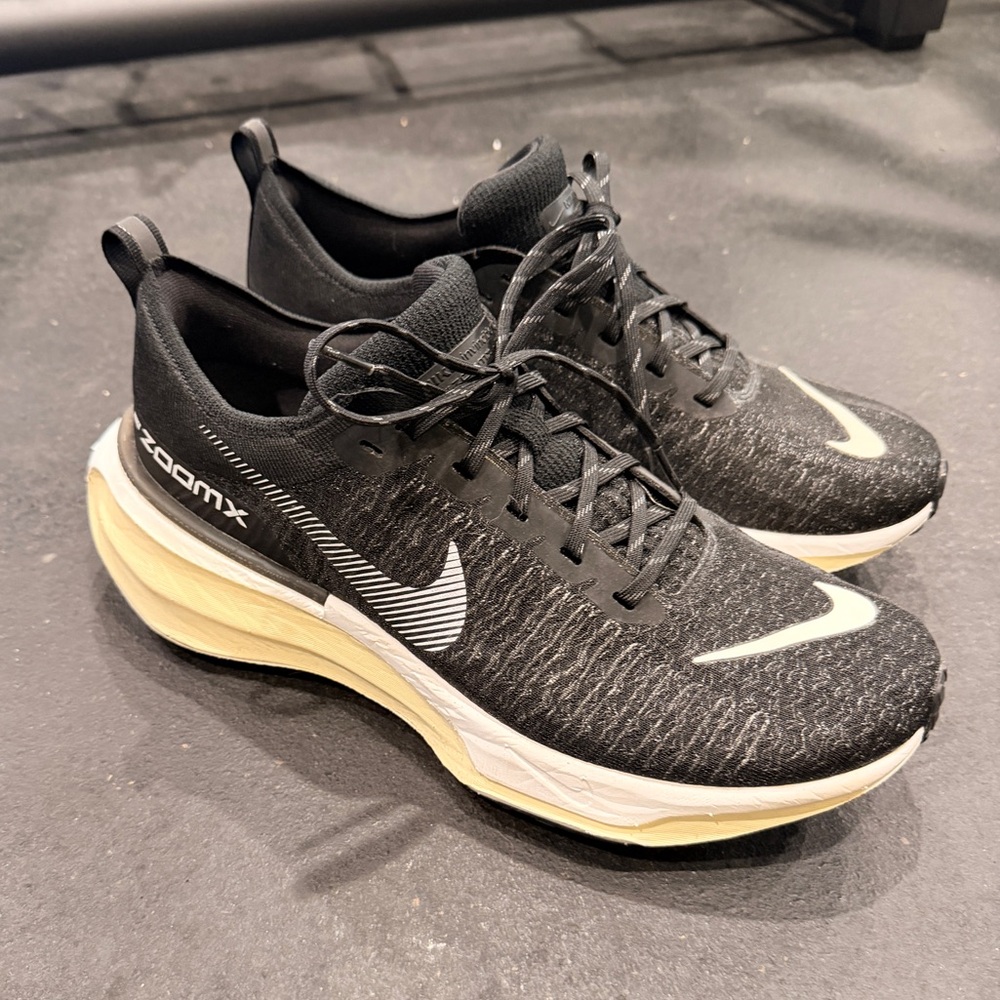 Nike ZoomX Incincible Run 3 sz10.5